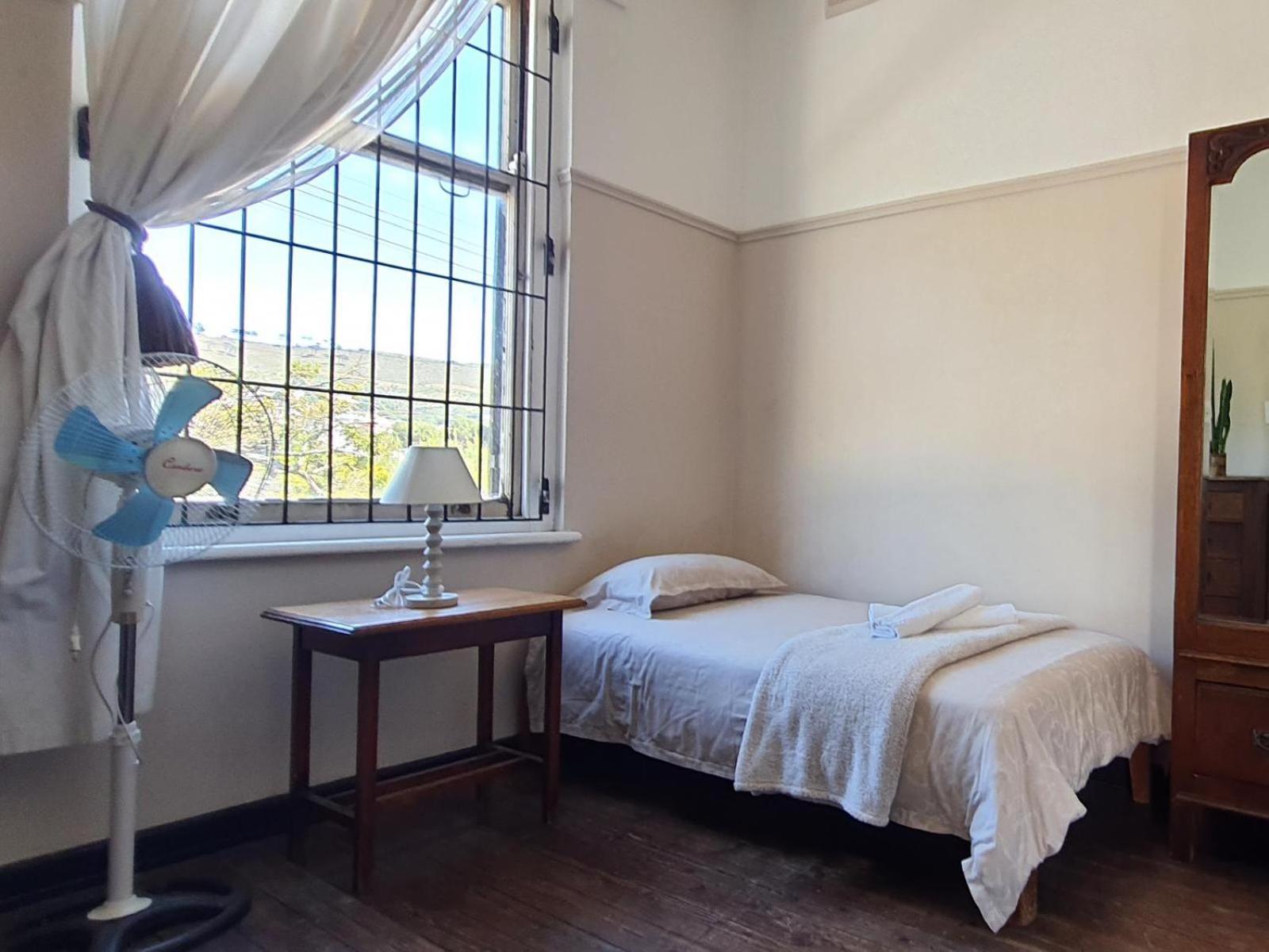 The Lenox Hostel Cape Town Room photo